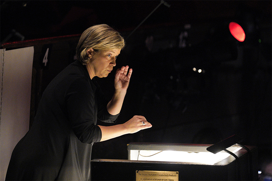 Q&A with conductor Karen Kamensek | Lyric Opera of Chicago